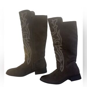 Justice knee high boots size 4